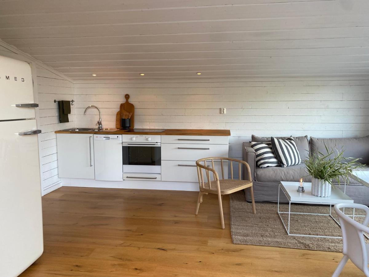 Peaceful And Scandinavian-Style Guesthouse With Scenic Nature And Seaview In High Coast Domsjo Exterior photo